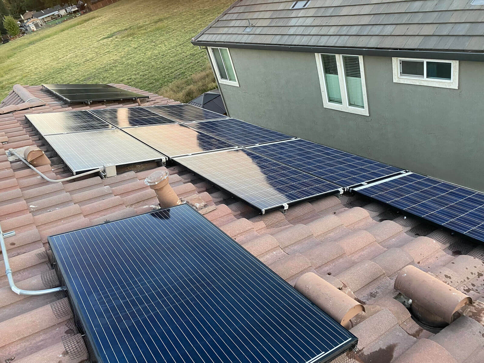 Commercial & residential solar panel cleaning services throughout California